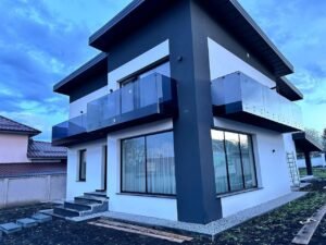 Balustradă din sticlă pentru scară interioară